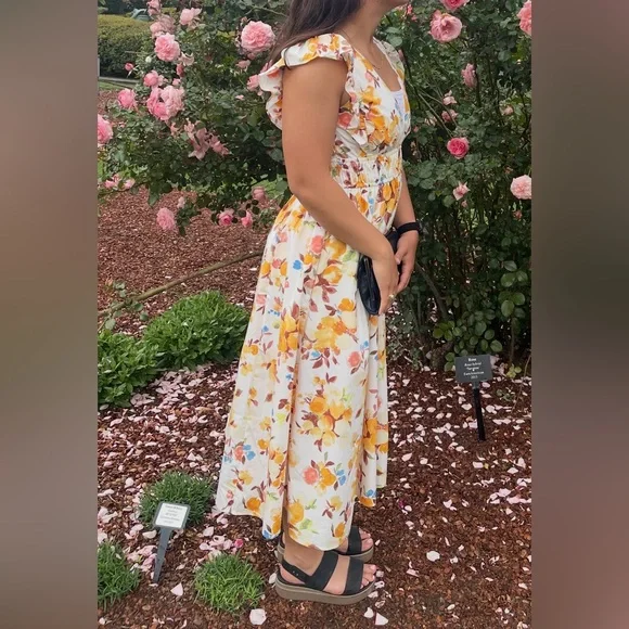 Abercrombie & Fitch Flutter Sleeve Midi Dress - Picture 2 of 12